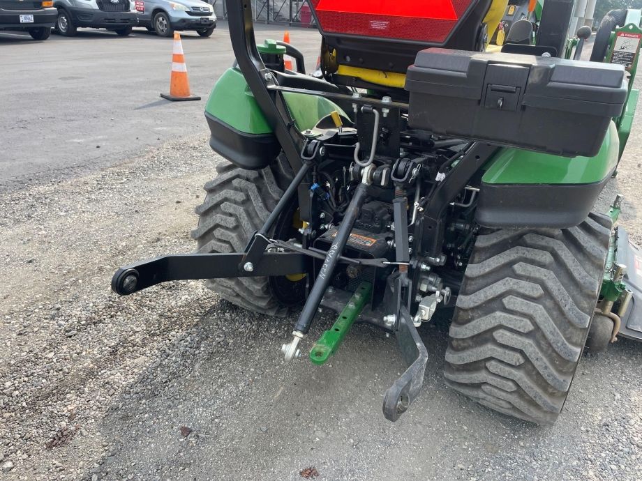 Image for 2019 John Deere 1025R 4WD Tractor with 120R Loader