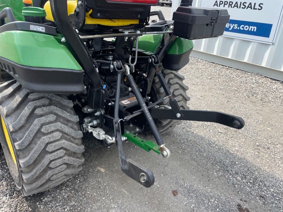 Image for 2019 John Deere 1025R 4WD Tractor with 120R Loader