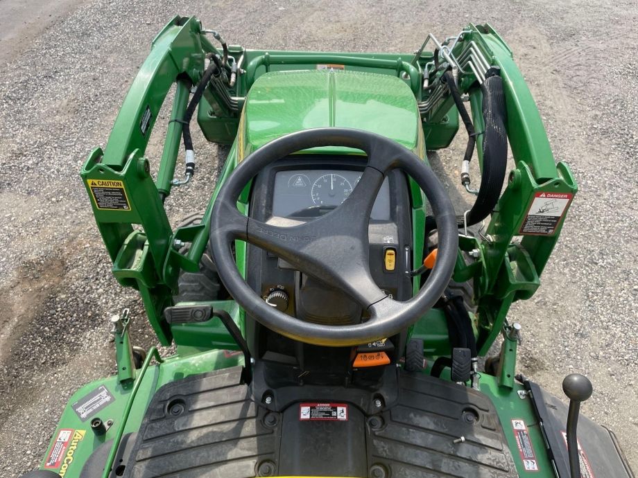 Image for 2019 John Deere 1025R 4WD Tractor with 120R Loader