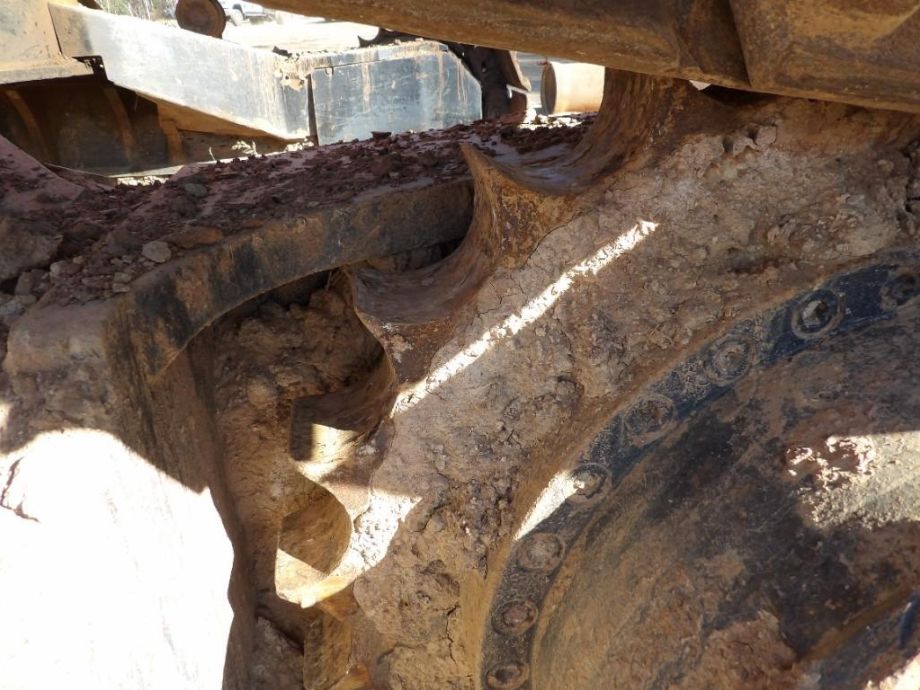 Image for 2000 Hitachi EX750-5 Excavator