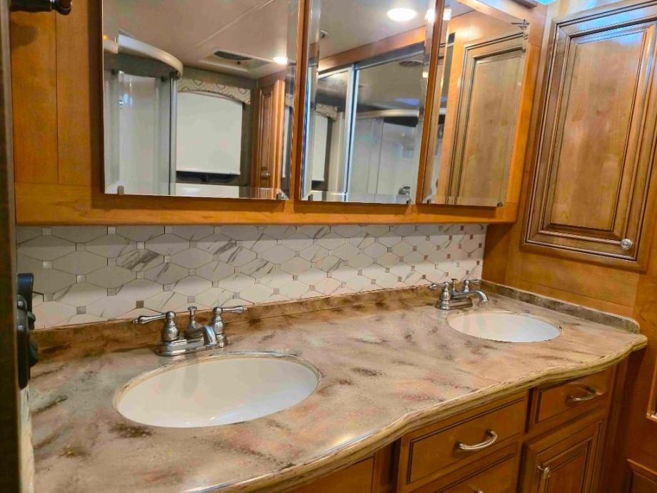 Image for 2016 Thor Tuscany 45AT Motorhome