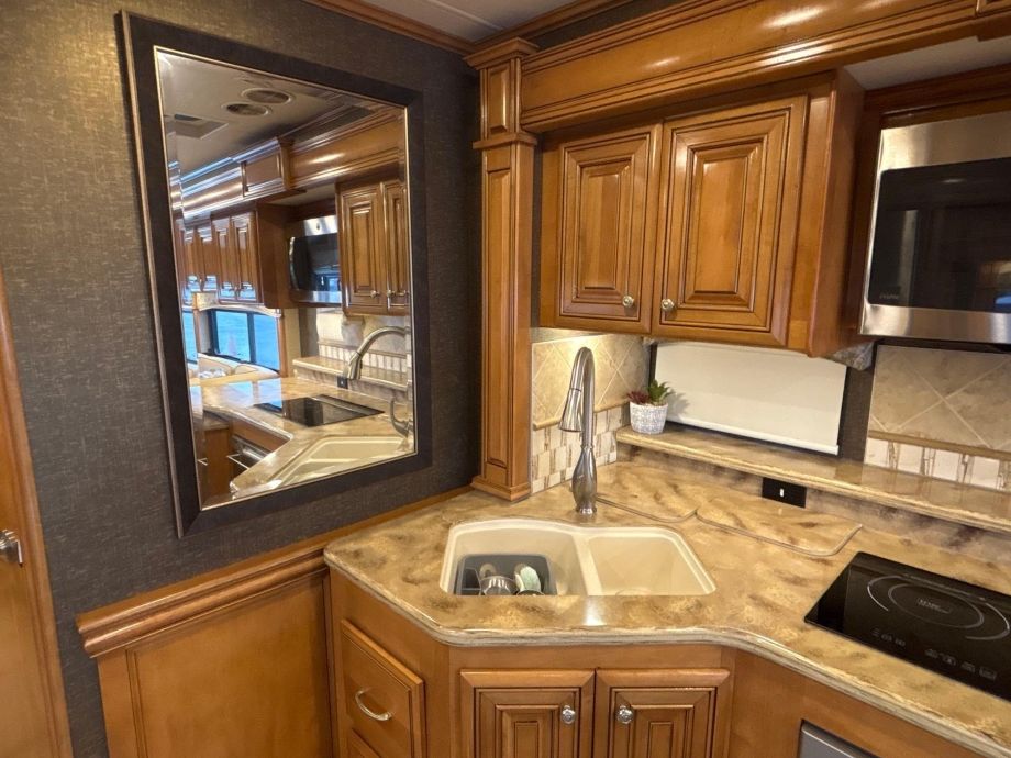 Image for 2016 Thor Tuscany 45AT Motorhome