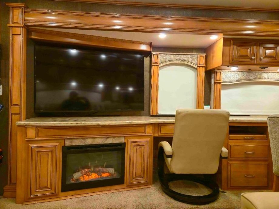 Image for 2016 Thor Tuscany 45AT Motorhome