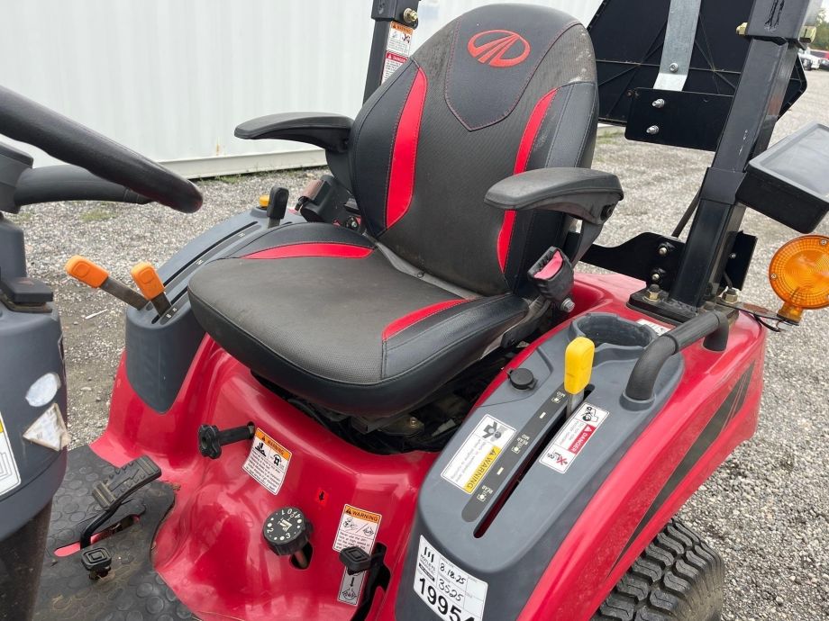 Image for 2019 Mahindra EMax 20s HST Compact Tractor