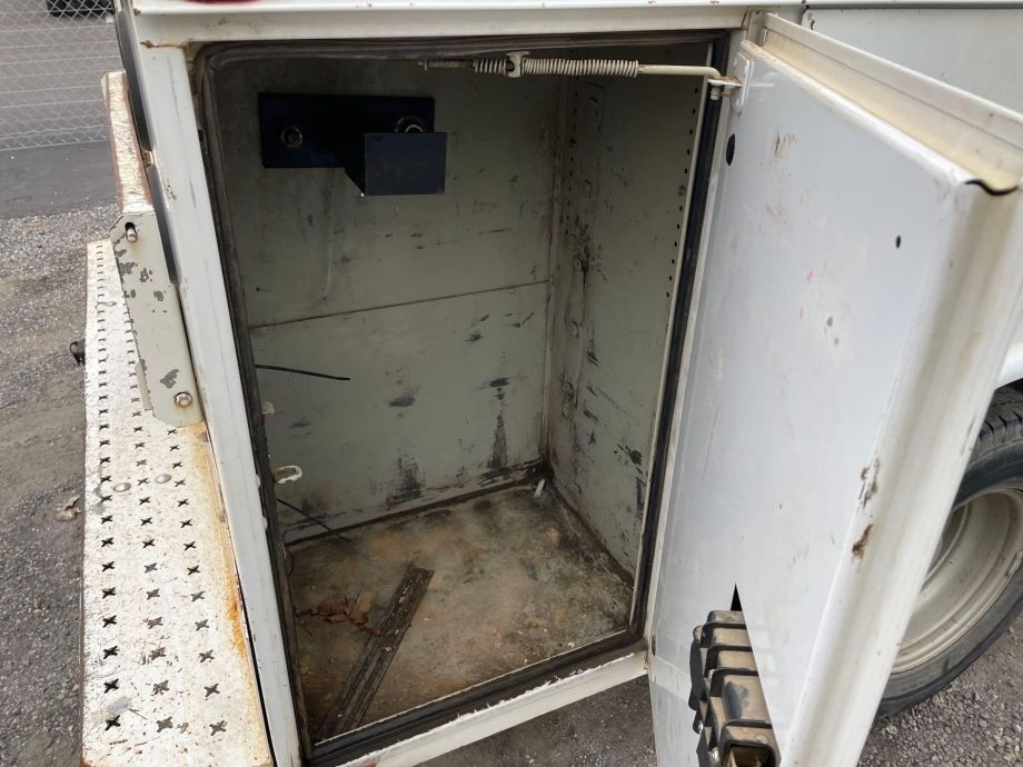 Image for 2013 GMC 3500 Utility Body Truck