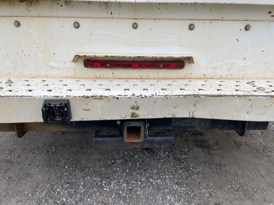 Image for 2013 GMC 3500 Utility Body Truck