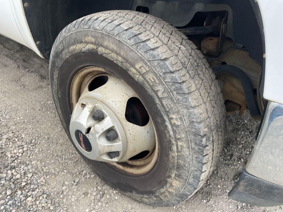 Image for 2013 GMC 3500 Utility Body Truck