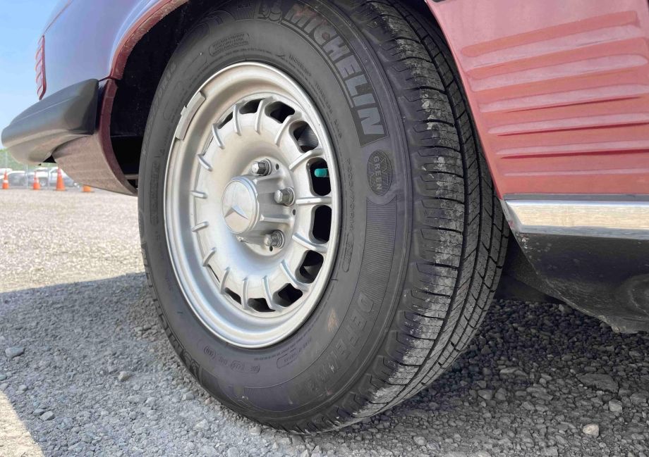 Image for 1985 Mercedes-Benz 380SL Coupe