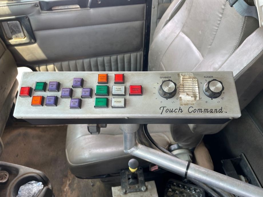 Image for 2005 Kenworth T800 Tri Axle Dump Truck