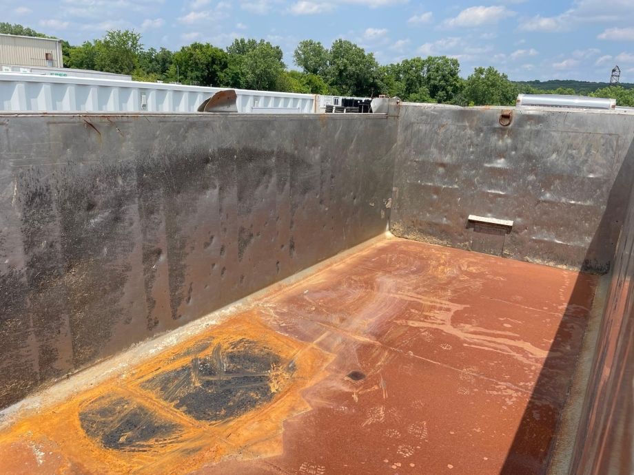 Image for 2005 Kenworth T800 Tri Axle Dump Truck