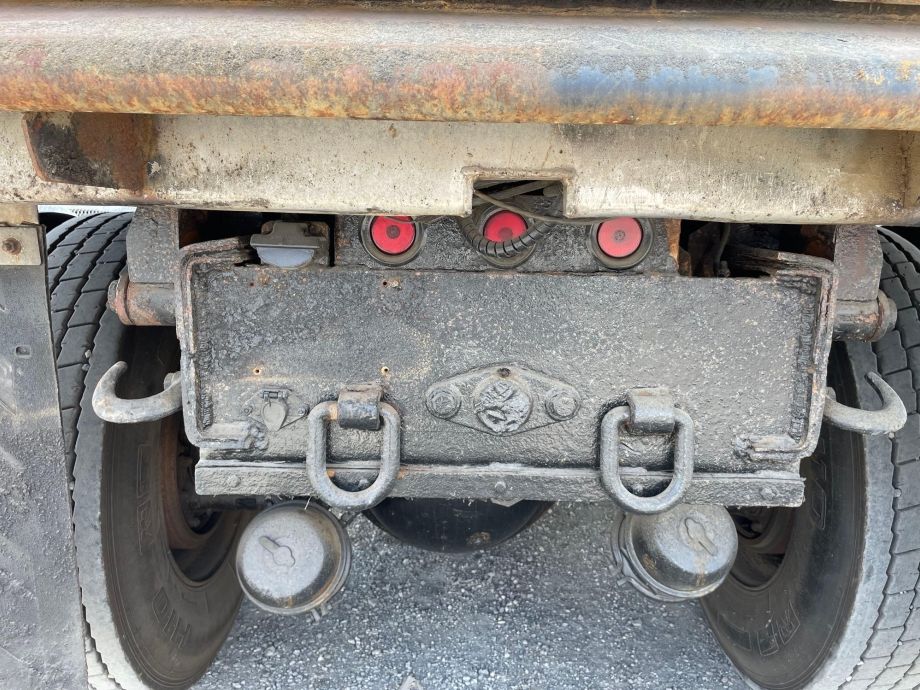 Image for 2005 Kenworth T800 Tri Axle Dump Truck