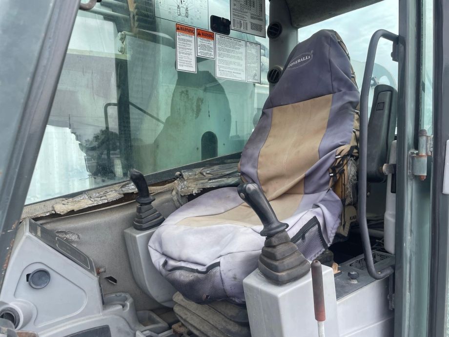 Image for 2006 Gradall XL4100 Wheel Excavator