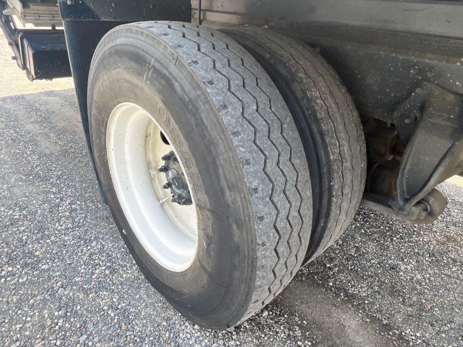 Image for 2015 Freightliner M2 24’ Box Truck