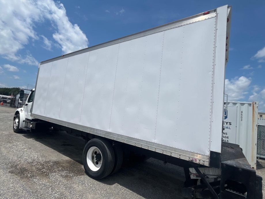 Image for 2015 Freightliner M2 24’ Box Truck