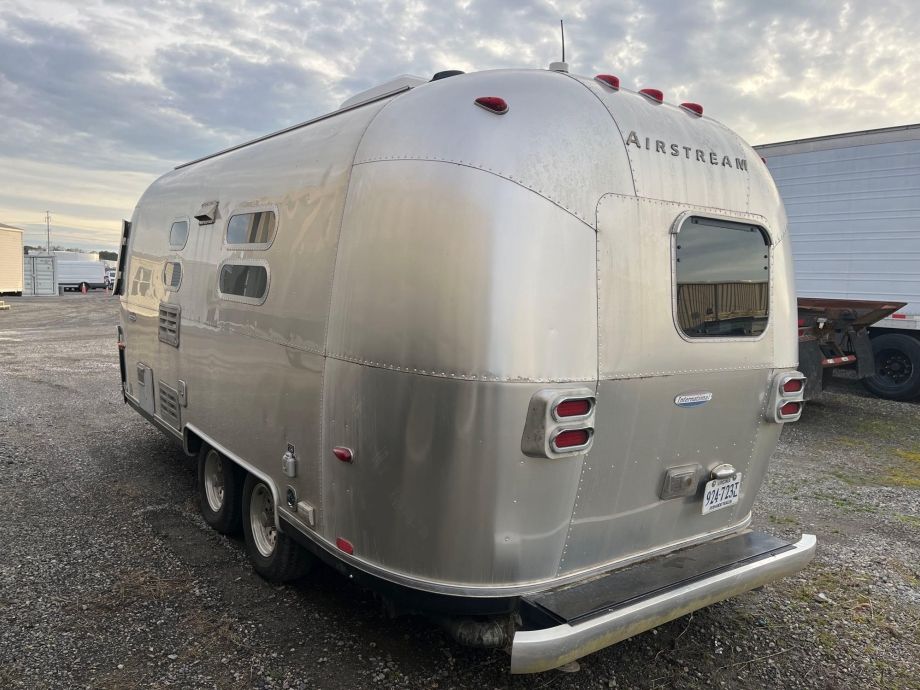 Image for 2004 Air Stream International CCD 22 Camper