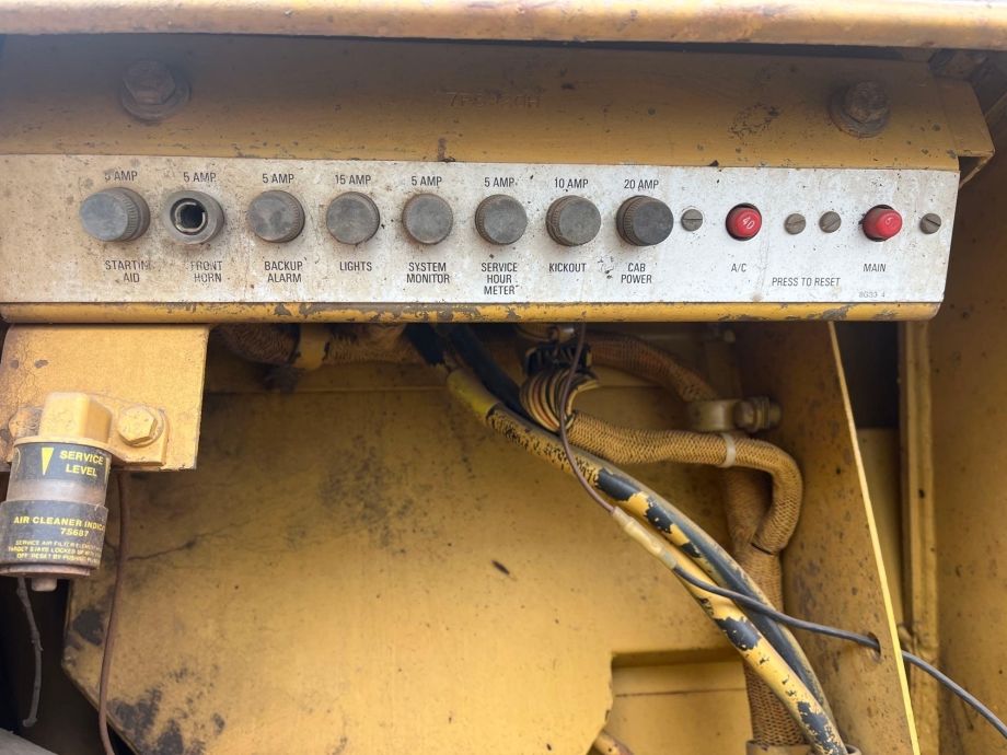 Image for 1990 Caterpillar 963 LGP Crawler Loader (21Z)