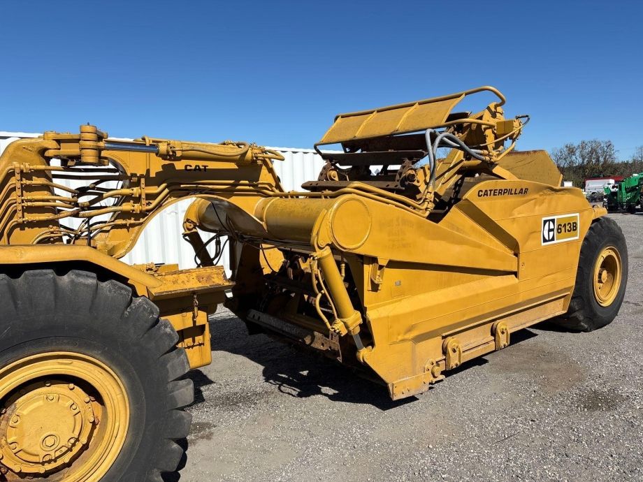 Image for CAT 613B Motor Scraper
