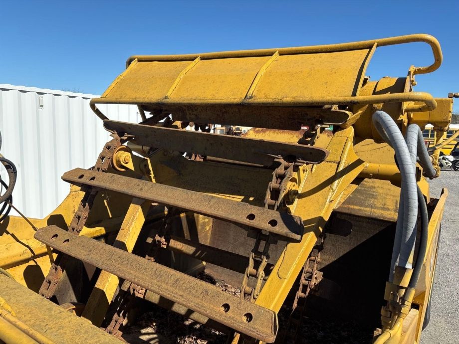 Image for CAT 613B Motor Scraper