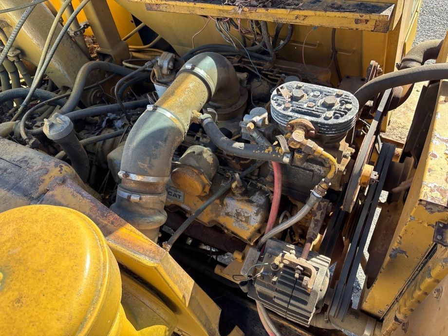 Image for CAT 613B Motor Scraper