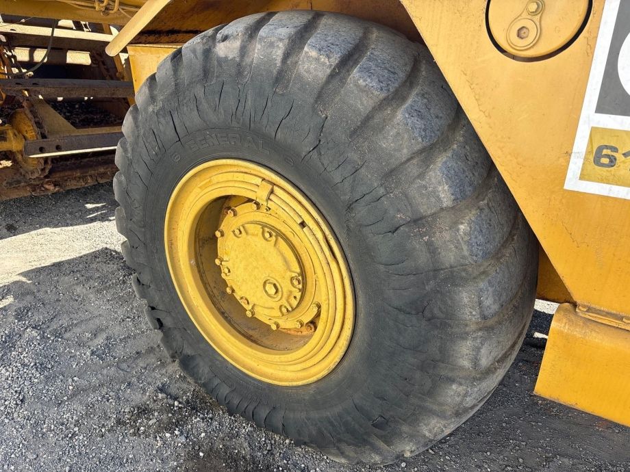 Image for CAT 613B Motor Scraper