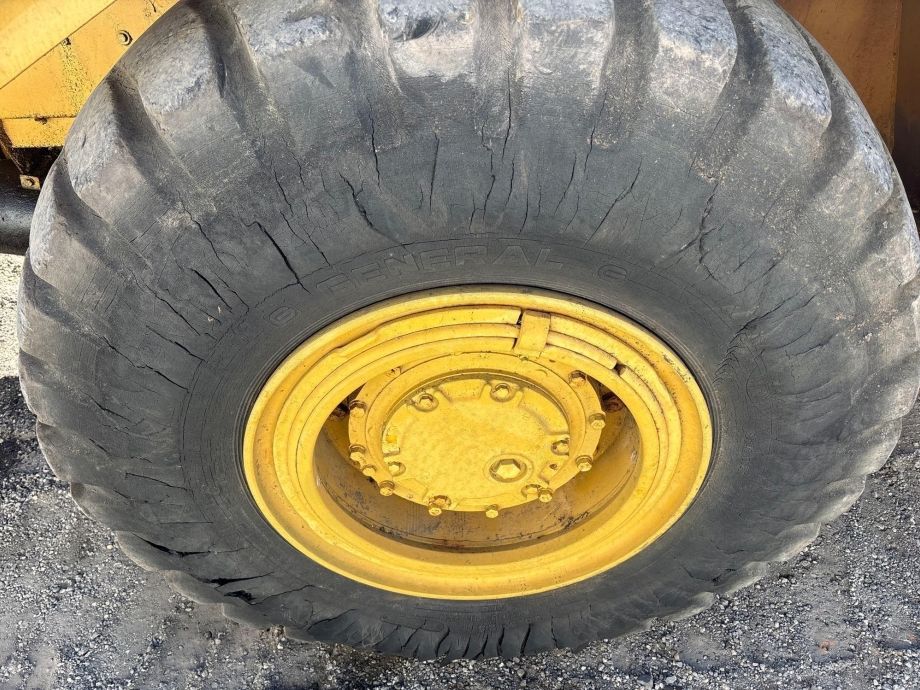 Image for CAT 613B Motor Scraper