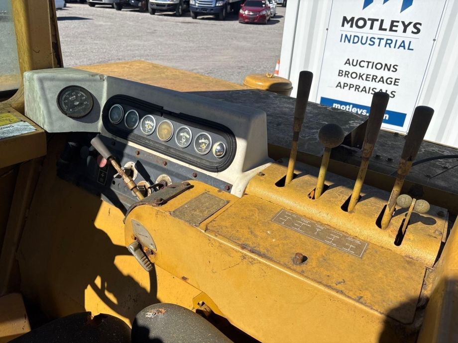 Image for CAT 613B Motor Scraper