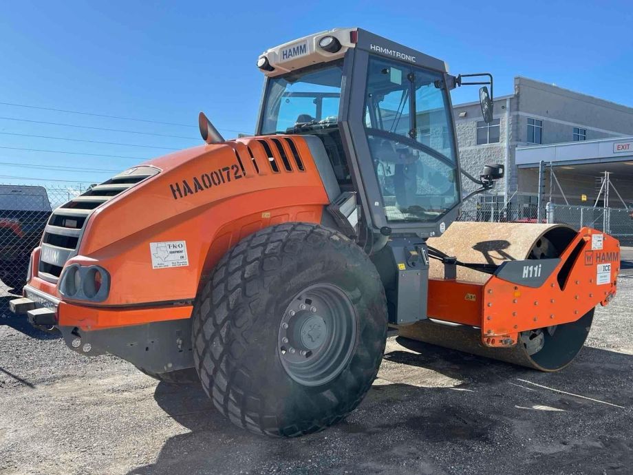 Image for 2022 HAMM H11i