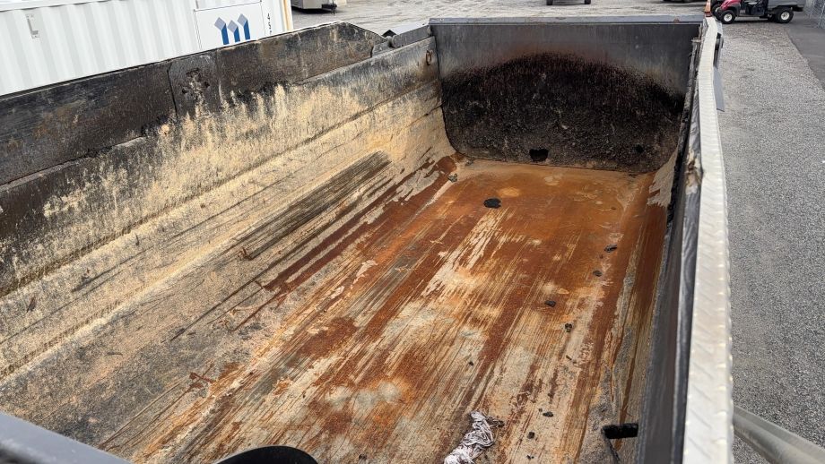 Image for 2025 Western Star 47X Quad Axle Dump Truck