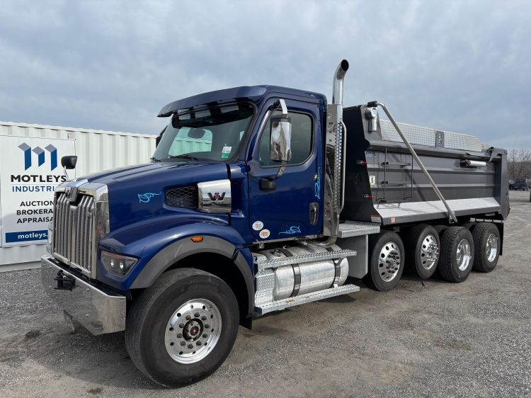 Image for 2025 Western Star 47X Quad Axle Dump Truck