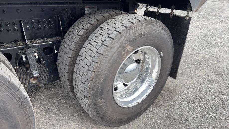 Image for 2025 Western Star 47X Quad Axle Dump Truck