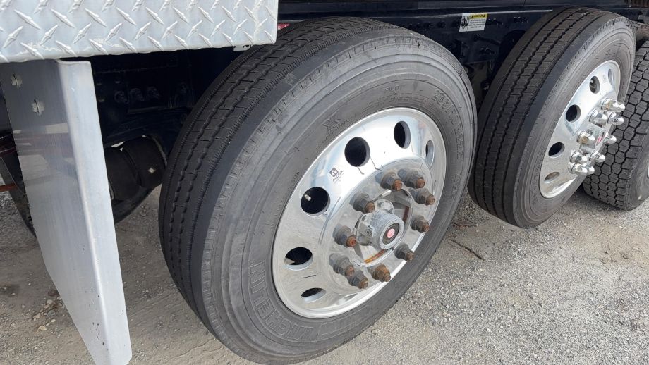 Image for 2025 Western Star 47X Quad Axle Dump Truck