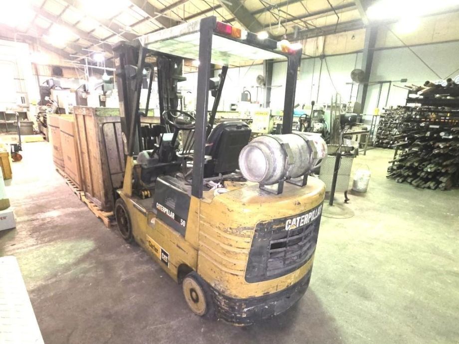Image for Caterpillar GC25K Warehouse Forklift, 189” Lift Height, LPG Powered
