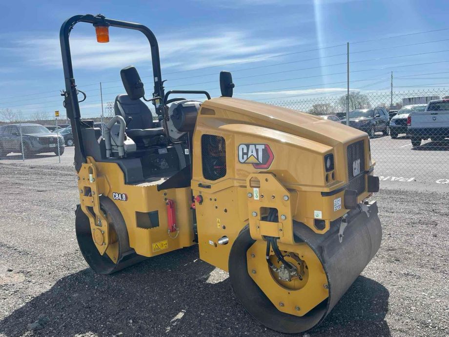 Image for 2025 Cat CB4.0 51” Long & 31” Diameter Roller