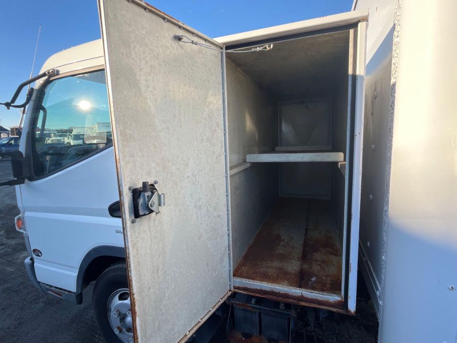 Image for 2014 Mitsubishi Fuso FE125 S/A Utility Truck