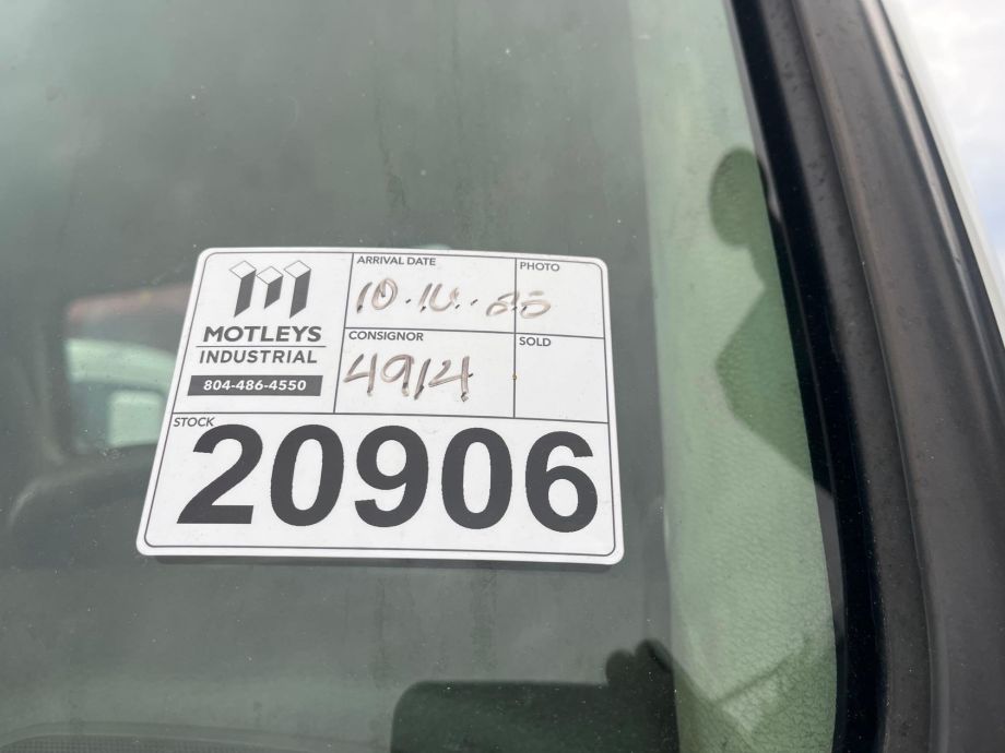 Image for 2016 Volvo VNL T/A Road Tractor