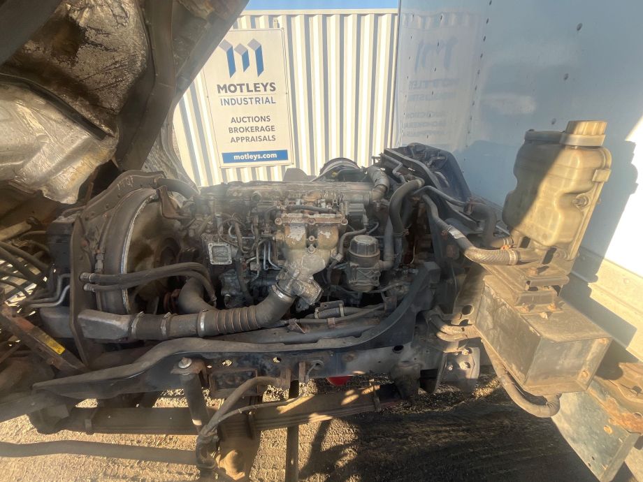 Image for 2010 Mitsubishi Fuso 26’ S/A Box Truck, Electric Lift Gate