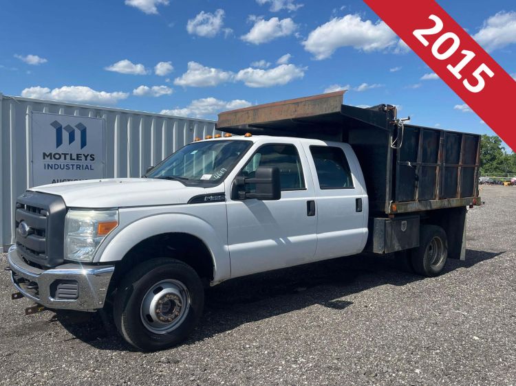 Image for 2015 Ford F350 XLT SD Crew Cab 4x4 9’ Dump Truck