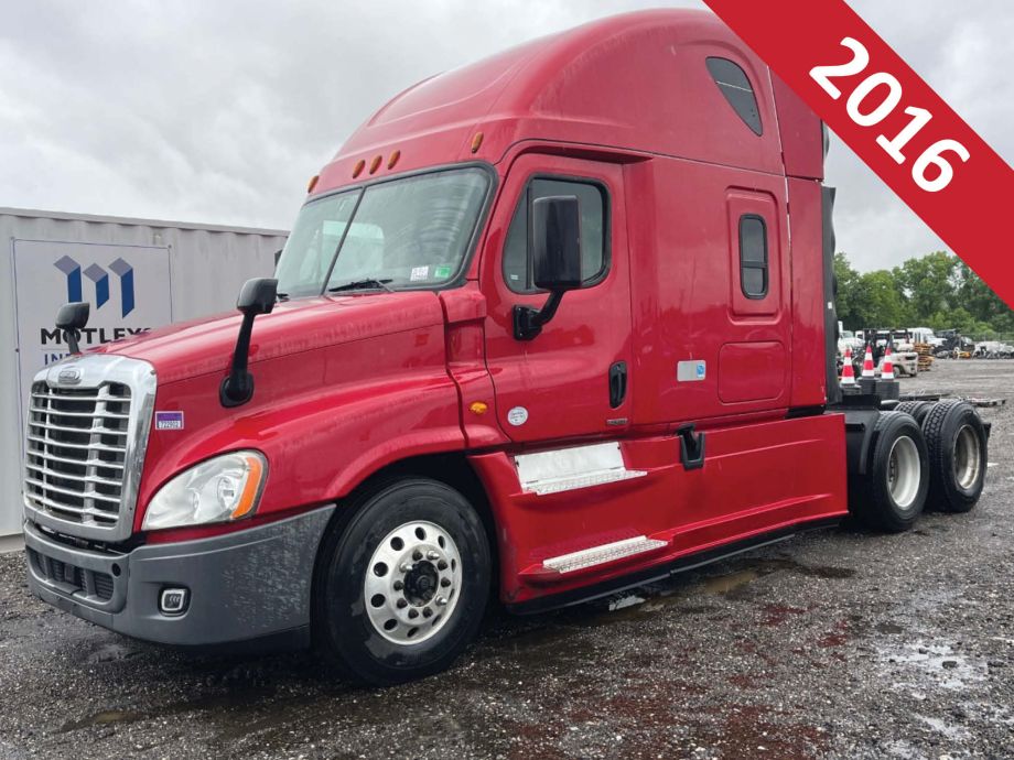 Image for 2016 Freightliner Cascadia Evolution T/A Sleeper Cab Road Tractor
