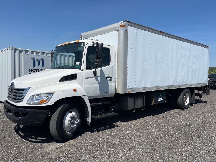 Image for 2008 Hino 268 24’ Box Truck