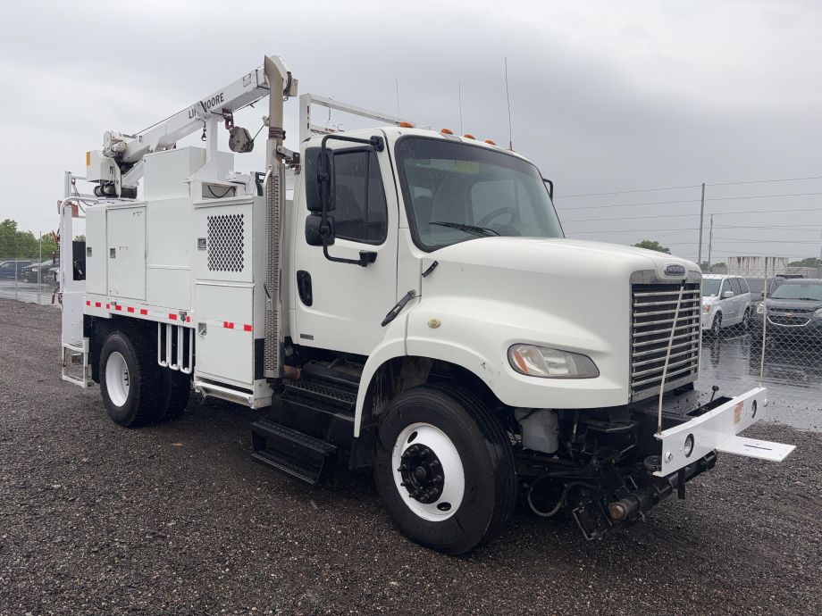Image for 2011 Freightliner M2 106 Utility Truck w/Crane