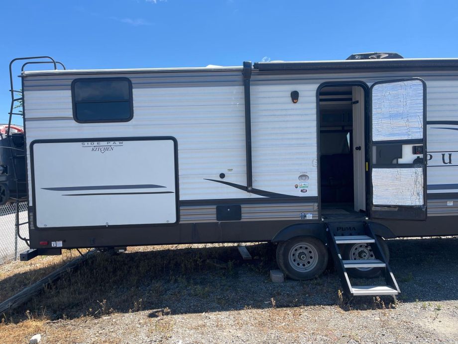 Image for 2021 Forest River 38ft Puma Camper
