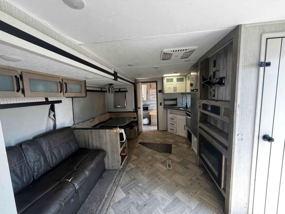 Image for 2021 Forest River 38ft Puma Camper