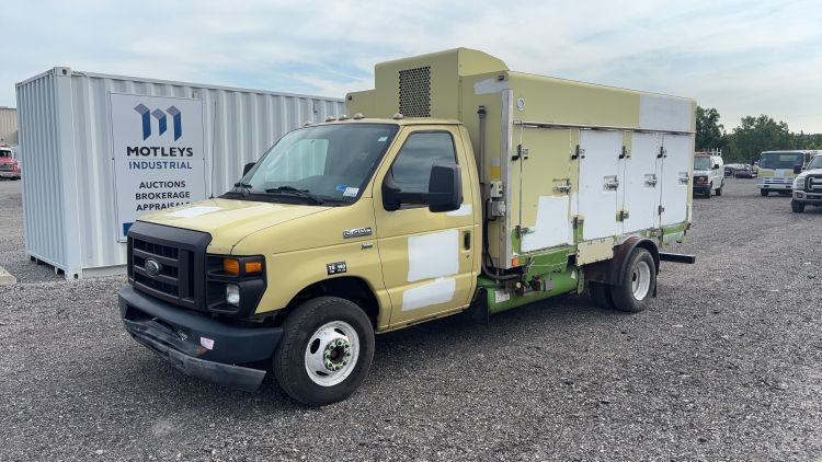 Image for 2010 Ford E-450 Super Duty Refrigeration Utility Truck — Commercial Fleet Asset