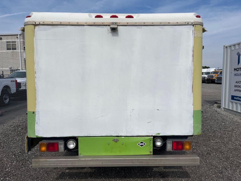 Image for 2014 Isuzu NPR Commercial Cold Storage Refrigeration Truck Miles 187,175