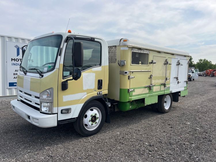 Image for 2014 Isuzu NPR Commercial Cold Storage Refrigeration Truck Miles 187,175
