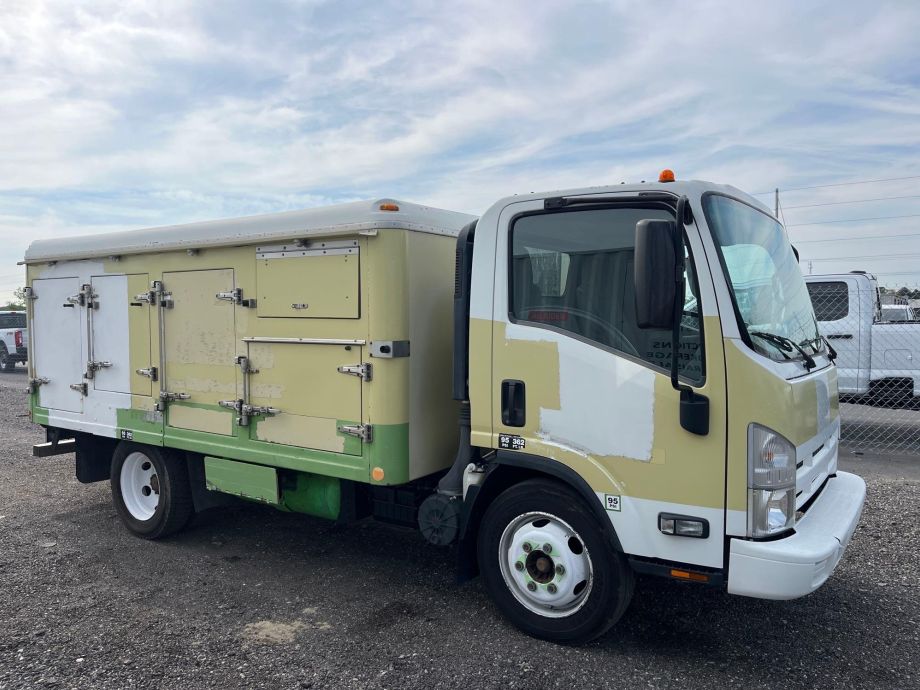 Image for 2014 Isuzu NPR Commercial Cold Storage Refrigeration Truck Miles 187,175