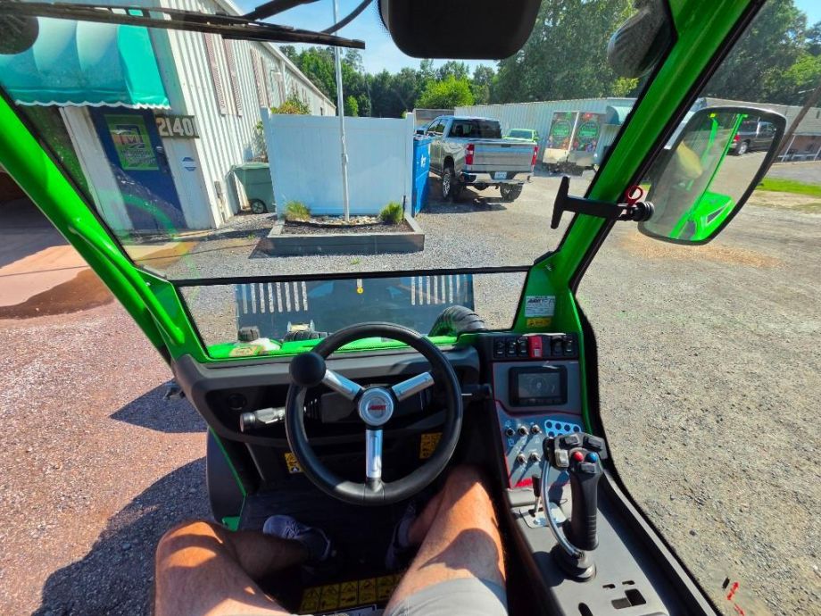 Image for 2023 Avant 755GT Wheel Loader, Like New-Only 81 Actual Hours!, Bucket & Forks