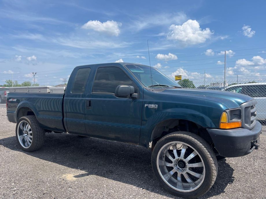 Image for 1999 Ford F250 Super Duty 4x4 Pickup Truck Low Miles 131,845