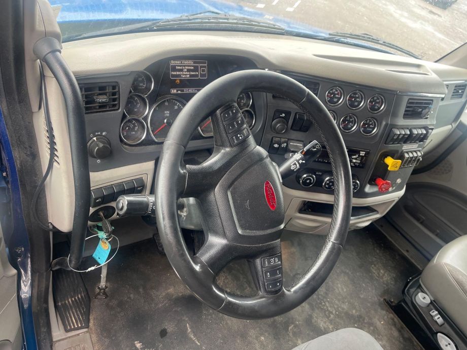 Image for 2020 Peterbilt 579 T/A Sleeper Cab Road Tractor