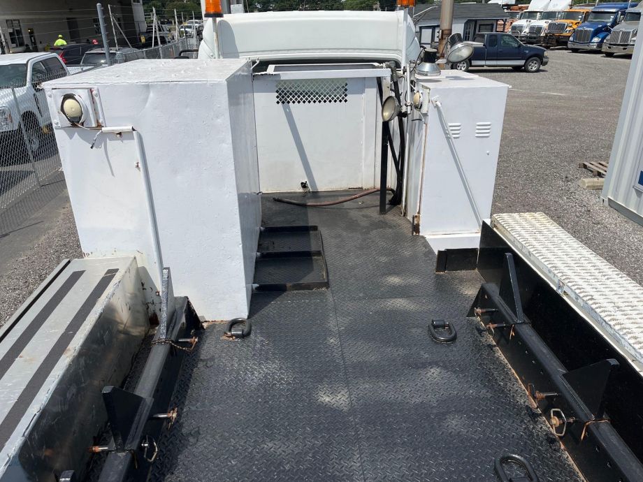 Image for 2010 Freightliner M2 106 XCab Service Body Palfinger Crane